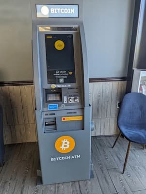 Finding the ATM at Hampton Landing (199 St)