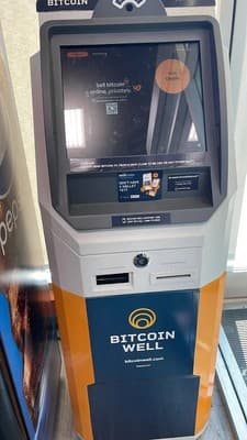 Finding the ATM at Schonsee (82 St)